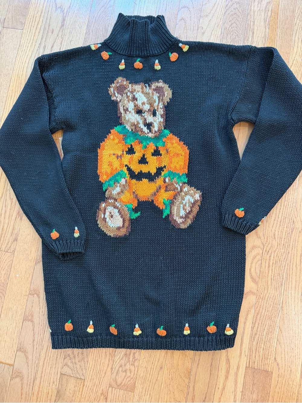 Vintage 1993 The Eagle’s Eye Halloween Sweater Black Teddy Bear Pumpkin Candy M